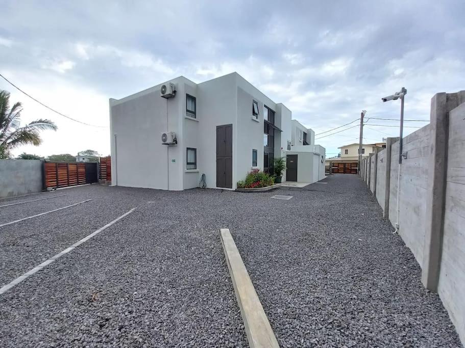 Bois Mapou Self Catering Apartments Unit 204 Rivière Noire Екстериор снимка